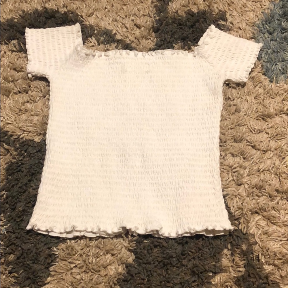 White hollister crop top